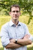 Prof. Dr. Ralf Hertel